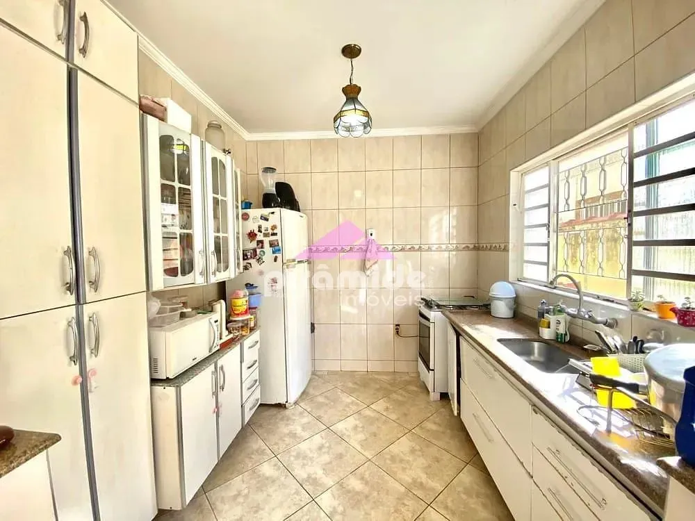 Casa, 4 quartos, 230 m² - Foto 7