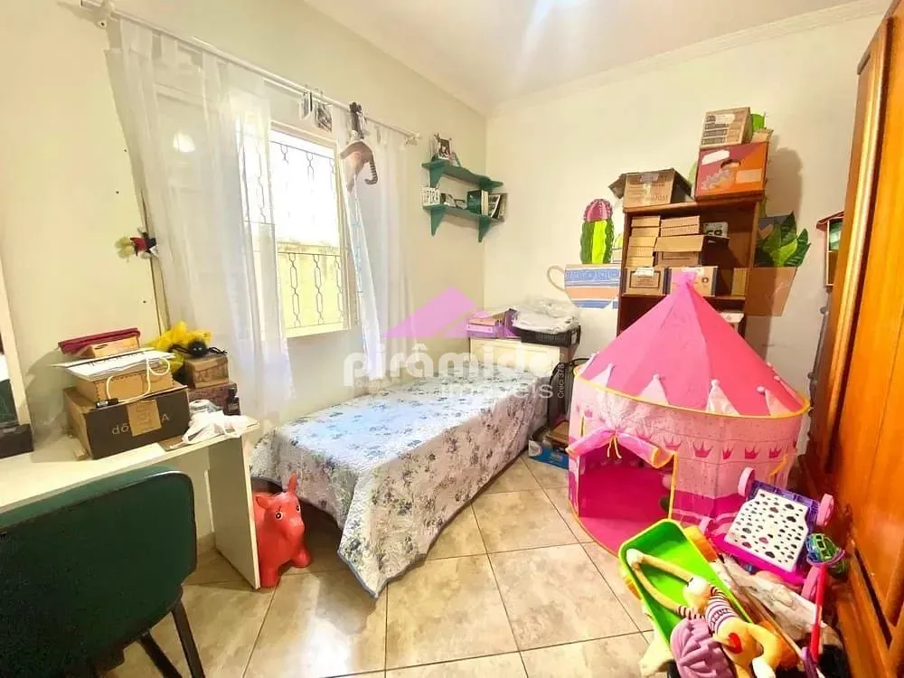 Casa, 4 quartos, 230 m² - Foto 10