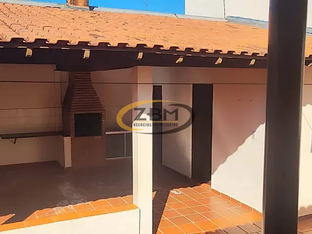 Casa com 456m² 4 quartos e 3 banheiros, à venda, no bairro Aeroporto em Londrina