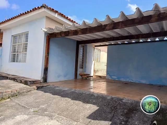Casa com 350m² 3 quartos e 1 banheiro, à venda, no bairro Vila Santa Tereza em Sorocaba