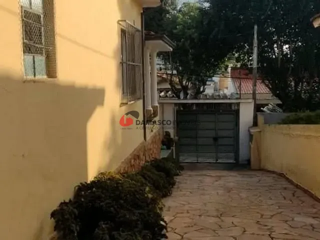 Casa com 400m² 2 quartos e 1 banheiro, à venda, no bairro Santa Maria em São Caetano do Sul