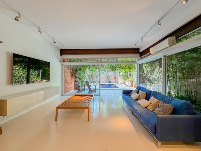 Casa com 320m² 3 quartos e 4 banheiros, à venda, no bairro Vila Nova Conceição em São Paulo