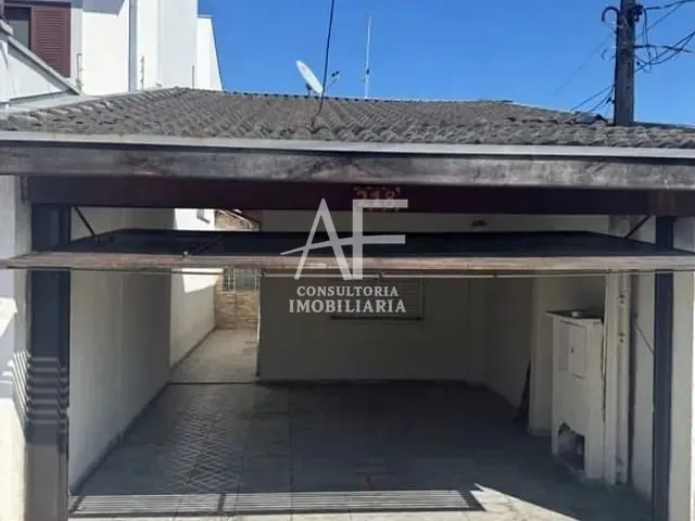 Casa com 150m² 2 quartos e 1 banheiro, à venda, no bairro Jardim Ana Rosa em Taubaté