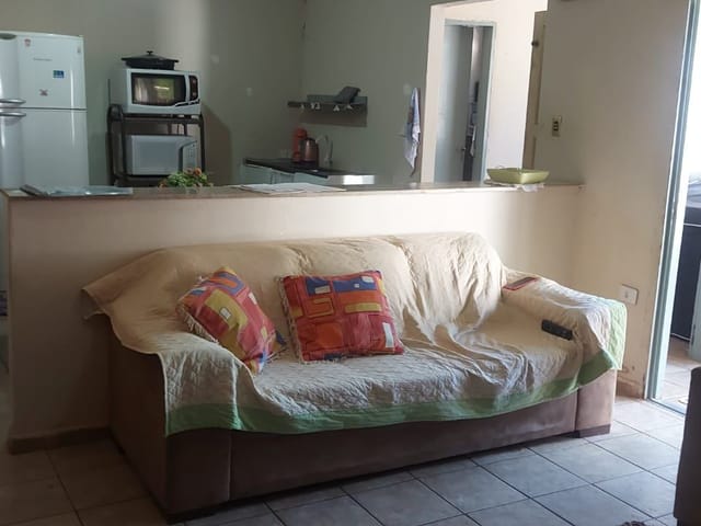 Casa com 200m² 1 quarto e 1 banheiro, à venda, no bairro Ouro Verde em Londrina