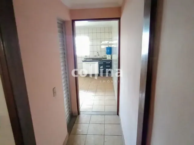 Casa com 200m² 5 quartos e 5 banheiros, à venda, no bairro Jardim Ester em Carapicuíba