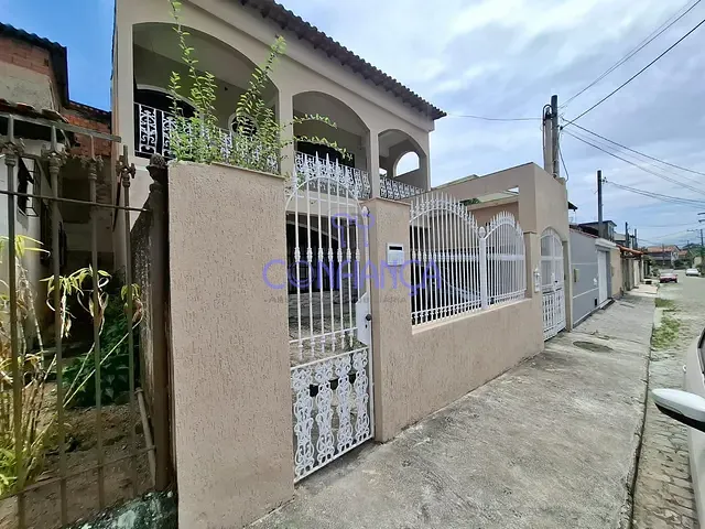 Casa com 291m² 5 quartos e 2 banheiros, à venda ou para alugar, no bairro Campo Grande em Rio de Janeiro