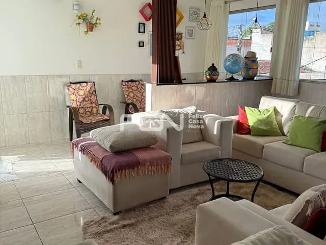 Casa 6 quartos e 2 banheiros, para alugar, no bairro Gravatá em Camaçari