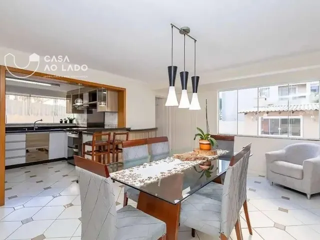 Casa 4 quartos e 6 banheiros, à venda, no bairro Cristo Rei em Curitiba