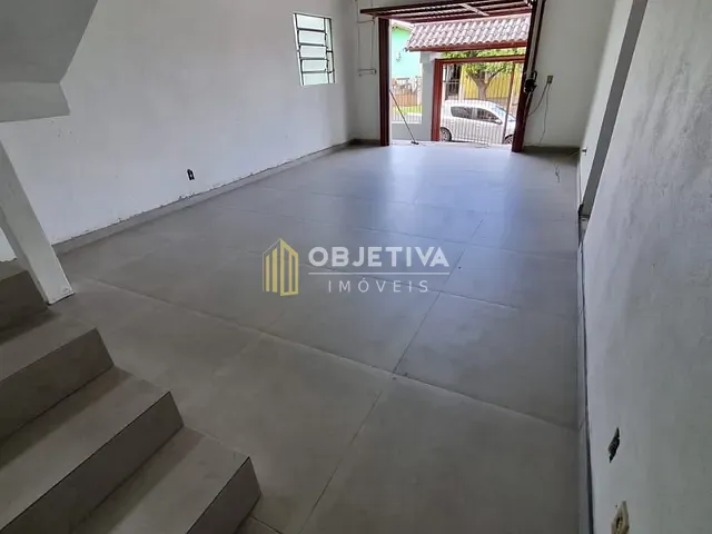 Casa com 300m² 3 quartos e 2 banheiros, à venda, no bairro São Jorge em Novo Hamburgo