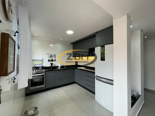 Casa com 120m² 2 quartos e 2 banheiros, à venda, no bairro Jardim Morumbi em Londrina