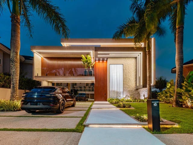 Casa com 1082m² 5 quartos e 8 banheiros, à venda, no bairro Alphaville em Santana de Parnaíba