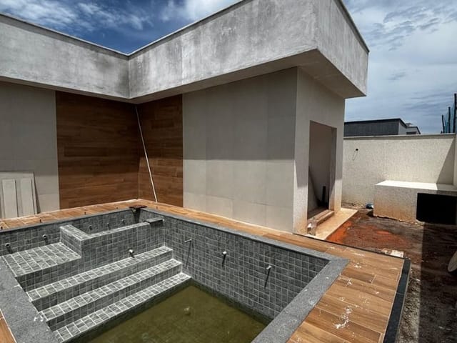 Casa com 442m² 3 quartos e 4 banheiros, à venda, no bairro Extensão do Bosque em Rio das Ostras