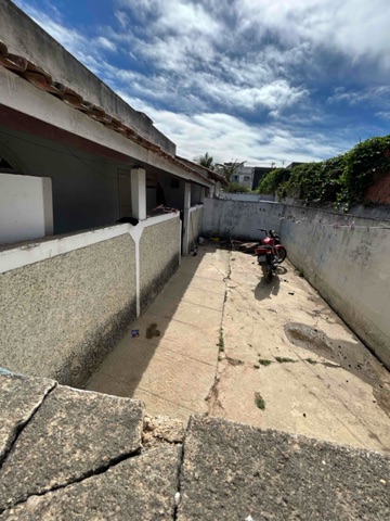 Casa com 400m² 2 quartos e 1 banheiro, à venda, no bairro Parque Penha em Campos dos Goytacazes