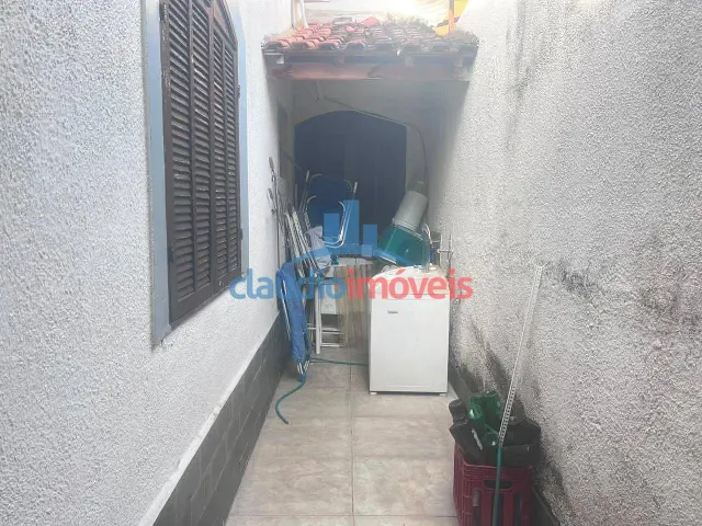 Casa 3 quartos e 3 banheiros, à venda, no bairro Barreira Cravo em Volta Redonda