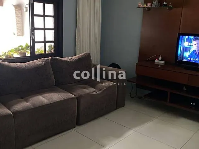 Casa com 176m² 3 quartos e 2 banheiros, à venda, no bairro Piratininga em Osasco