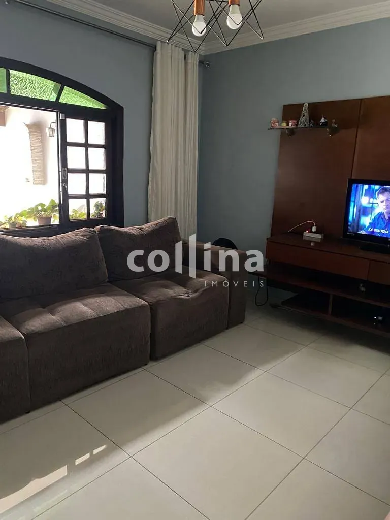 Casa, 3 quartos, 176 m² - Foto 1