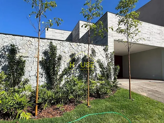 Casa com 360m² 3 quartos e 5 banheiros, à venda, no bairro Condomínio Vilage La Montagne em São José do Rio Preto