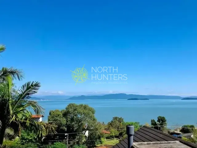 Casa com 437m² 3 quartos e 4 banheiros, à venda, no bairro Cacupé em Florianópolis