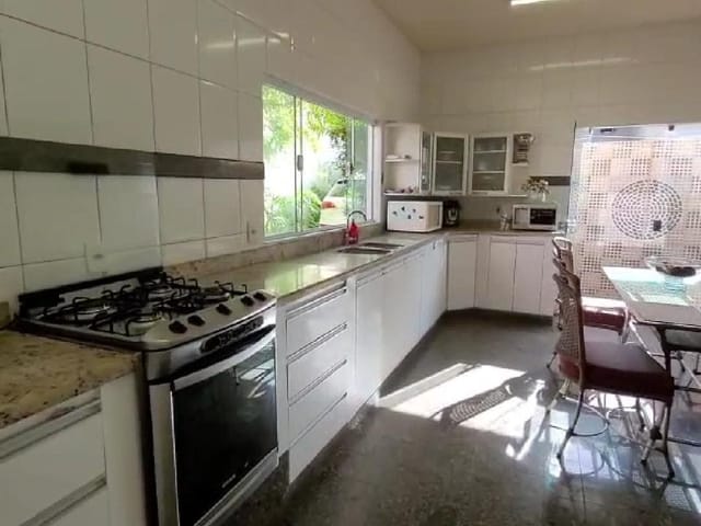 Casa 3 quartos e 3 banheiros, à venda, no bairro Jardim Itália em Cuiabá