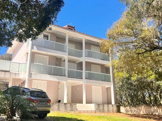 Casa 4 quartos e 6 banheiros, à venda, no bairro Augusta em Curitiba