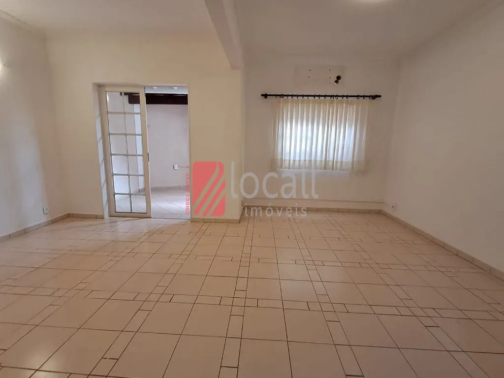 Casa com 3 quartos à venda e aluguel, 140m² — foto 3 de 22