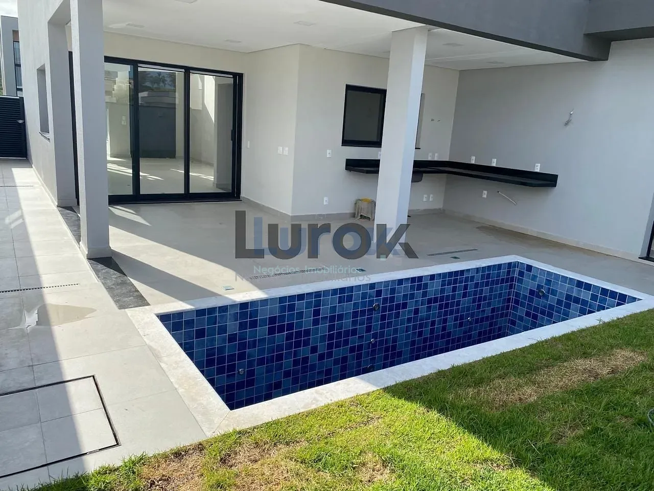 Casa, 3 quartos, 270 m² - Foto 29