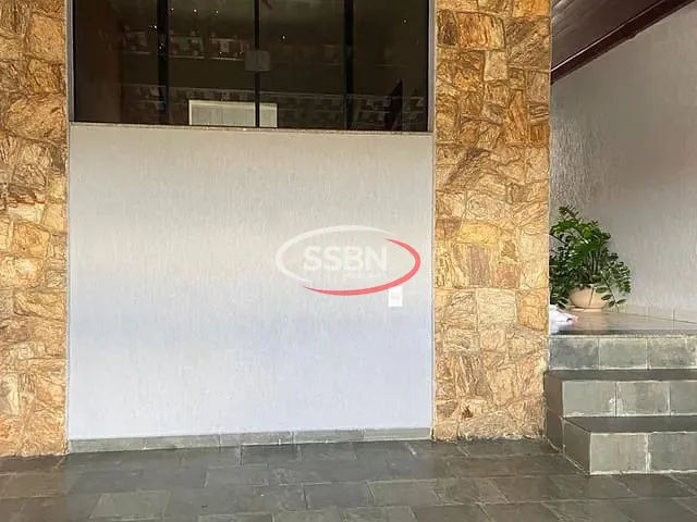 Casa 3 quartos e 2 banheiros, para alugar, no bairro Jardim São Jorge em Nova Odessa