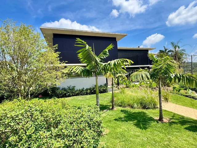 Casa com 920m² 4 quartos e 7 banheiros, à venda, no bairro Alphaville Residencial Um em Barueri
