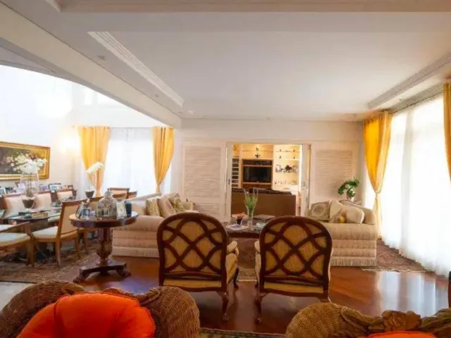 Casa com 840m² 5 quartos e 8 banheiros, à venda, no bairro Alphaville em Barueri