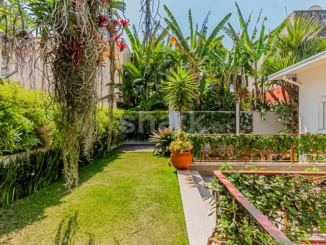 Casa com 300m² 3 quartos e 3 banheiros, à venda, no bairro Cidade Monções em São Paulo