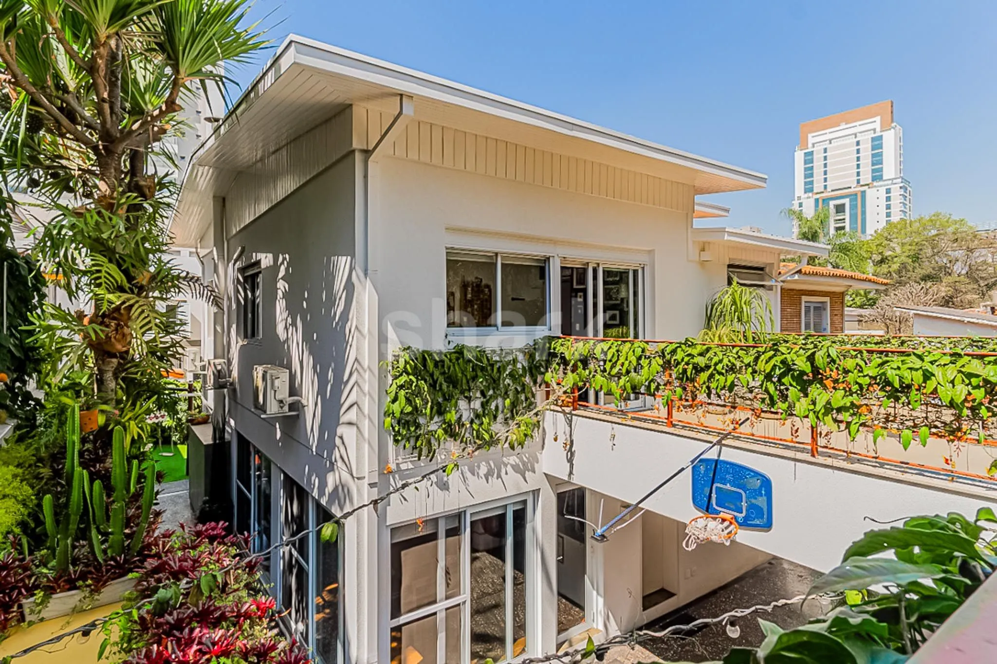 Casa em Cidade Monções — foto 1