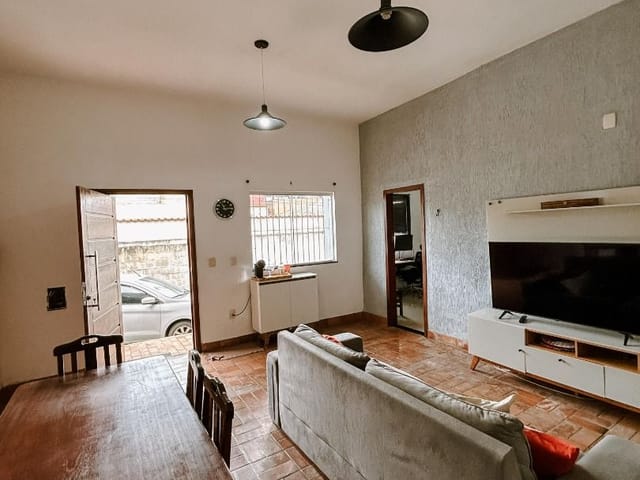 Casa com 327m² 3 quartos e 2 banheiros, à venda, no bairro Visconde de Araújo em Macaé