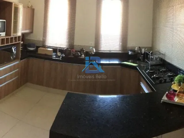 Casa com 288m² 3 quartos e 3 banheiros, à venda, no bairro Jardim Nice em Itatiba