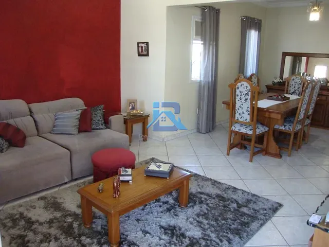 Casa com 288m² 3 quartos e 3 banheiros, à venda, no bairro Jardim Nice em Itatiba