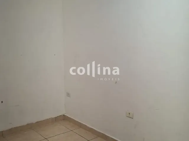 Casa 5 quartos e 3 banheiros, à venda, no bairro Vila Silviânia em Carapicuíba
