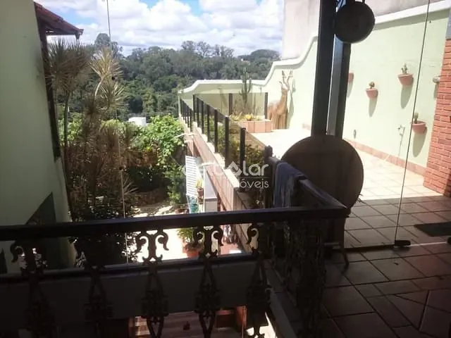 Casa com 400m² 2 quartos e 4 banheiros, à venda, no bairro Planalto em Belo Horizonte