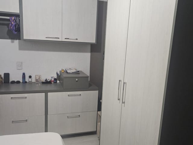 Casa 2 quartos e 2 banheiros, à venda, no bairro Jardim Esperança em Londrina