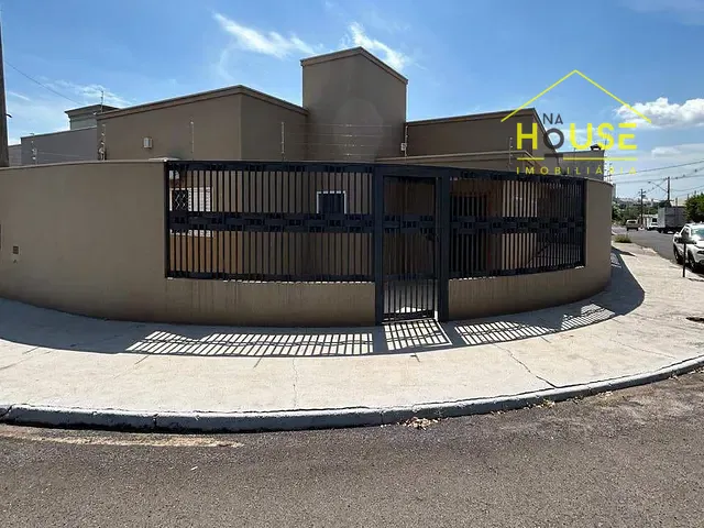 Casa com 208m² 3 quartos e 3 banheiros, à venda, no bairro Residencial Regissol II em Mirassol