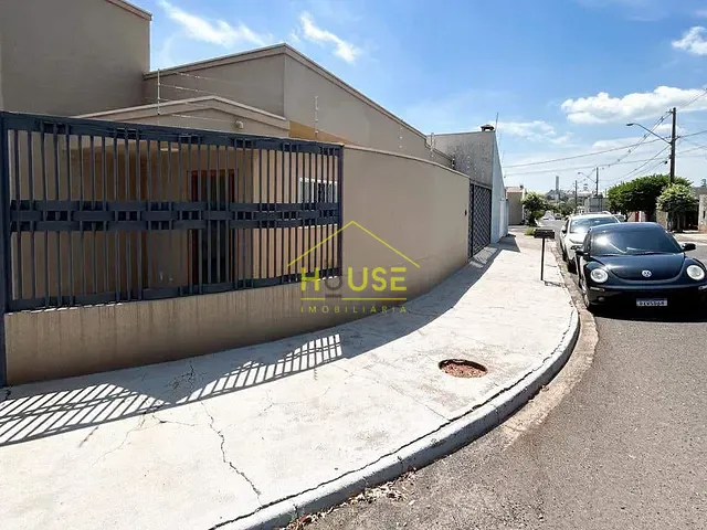 Casa com 208m² 3 quartos e 3 banheiros, à venda, no bairro Residencial Regissol II em Mirassol