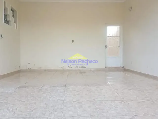 Casa com 250m² 3 quartos e 1 banheiro, para alugar, no bairro Jardim Maria Amélia em Capivari