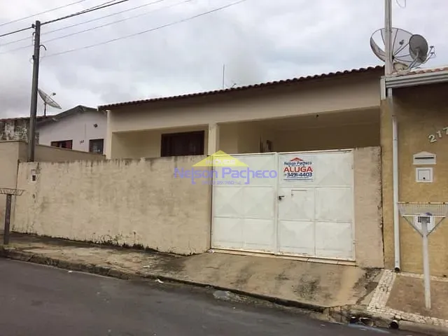 Casa com 250m² 3 quartos e 1 banheiro, para alugar, no bairro Jardim Maria Amélia em Capivari