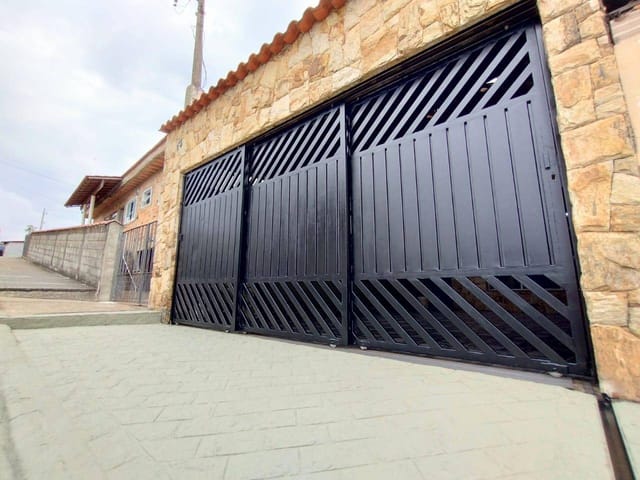 Linda Casa a Venda na Vila Garcia 370.000