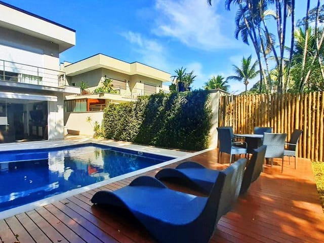 Casa 5 quartos e 7 banheiros, à venda ou para alugar, no bairro Riviera em Bertioga