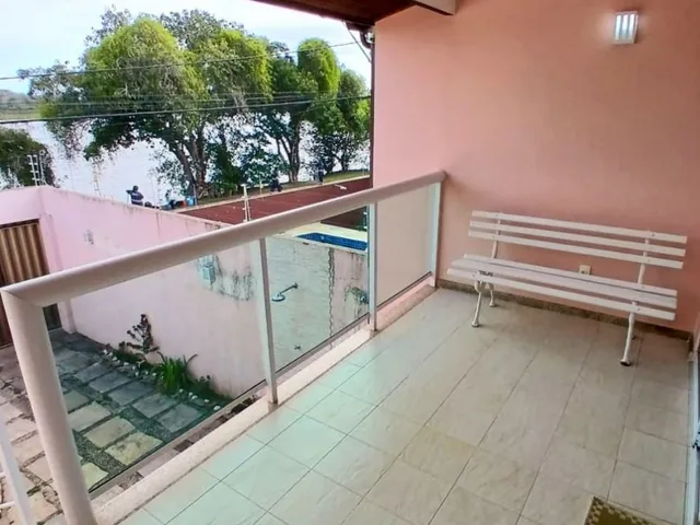 Casa com 255m² 5 quartos e 3 banheiros, à venda, no bairro Lagoa em Macaé