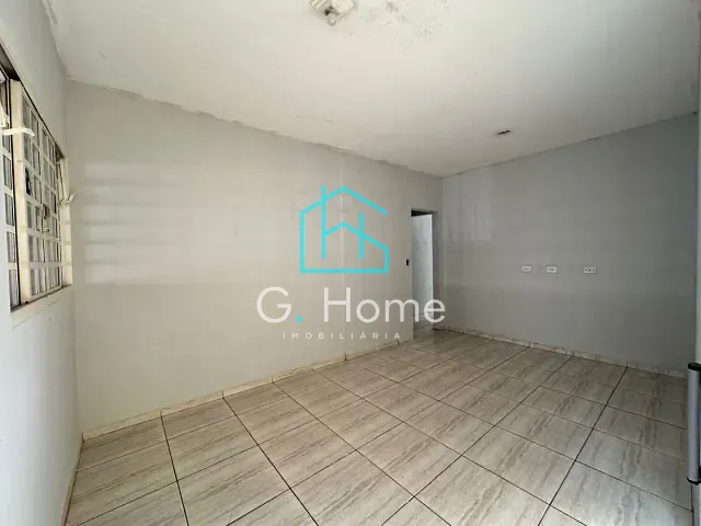 Casa com 250m² 4 quartos e 3 banheiros, à venda, no bairro Jardim Maria Celina em Londrina