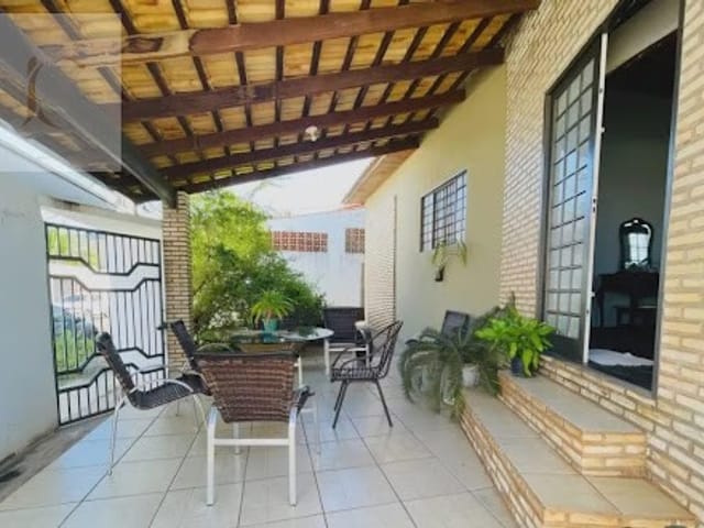 Casa 3 quartos e 2 banheiros, à venda, no bairro Morada do Ouro em Cuiabá