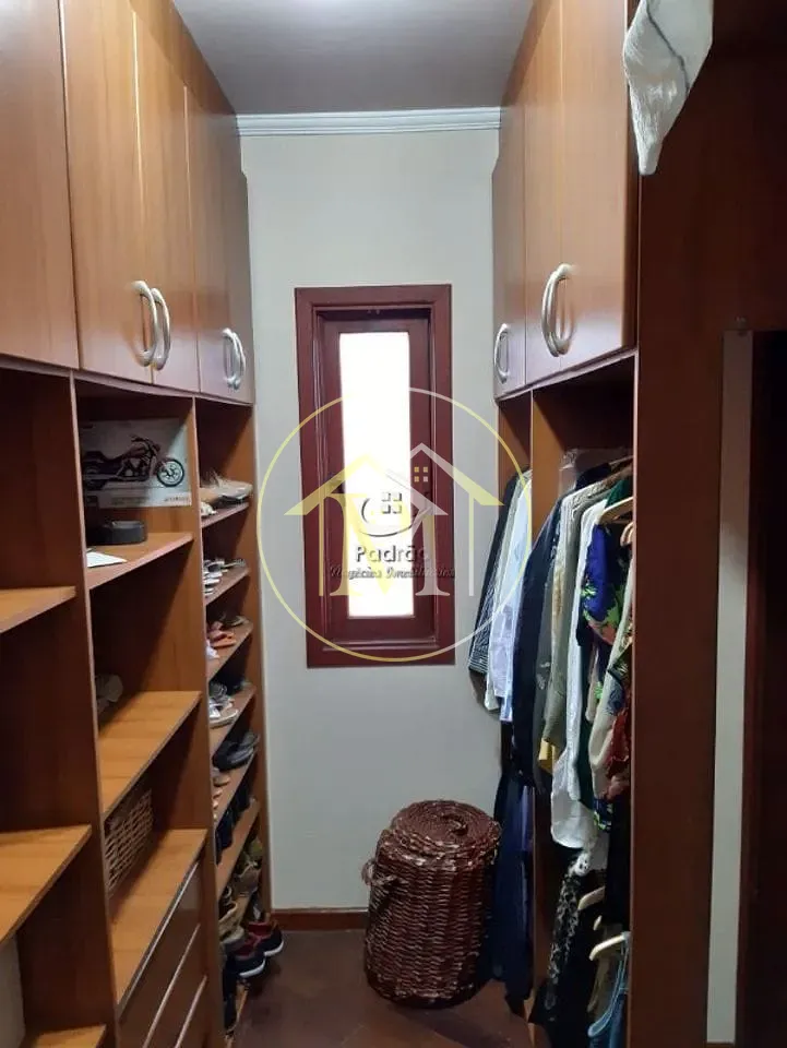 Casa, 3 quartos, 248 m² - Foto 29