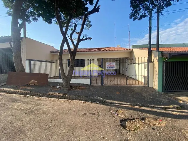 Casa com 250m² 2 quartos e 2 banheiros, à venda, no bairro Morada do Sol em Capivari