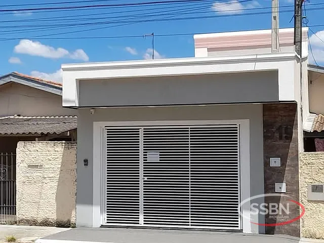 Casa 2 quartos e 2 banheiros, à venda, no bairro Vila Azenha em Nova Odessa