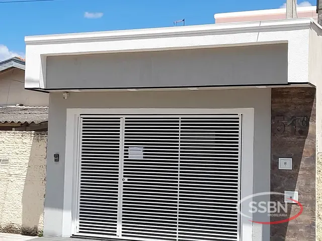 Casa 2 quartos e 2 banheiros, à venda, no bairro Vila Azenha em Nova Odessa